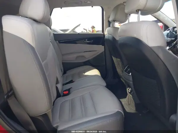 5XYPK4A53GG117716 2016 KIA SORENTO - Image 8