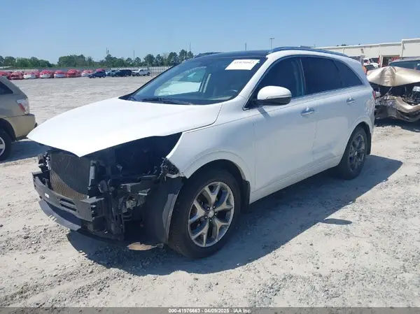 5XYPK4A53GG183618 2016 KIA SORENTO - Image 2