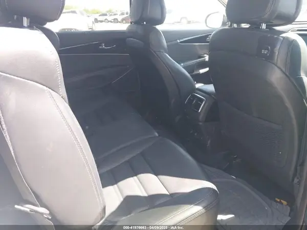 5XYPK4A53GG183618 2016 KIA SORENTO - Image 8