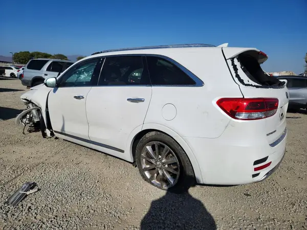 5XYPK4A53HG231958 2017 KIA SORENTO - Image 2