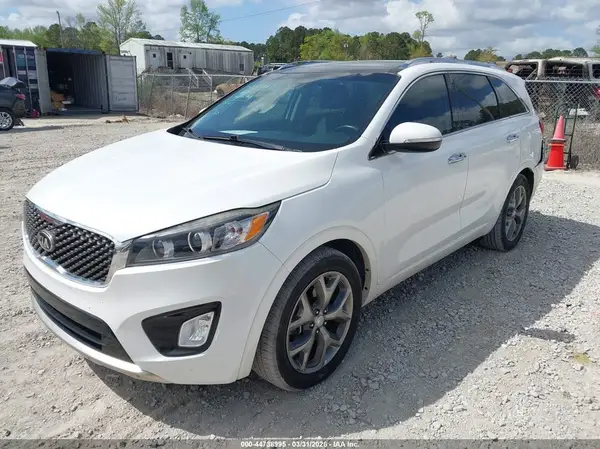 5XYPK4A53HG238537 2017 KIA SORENTO - Image 2