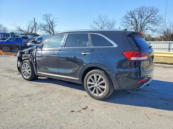 5XYPK4A53HG241633 2017 KIA SORENTO - Image 2