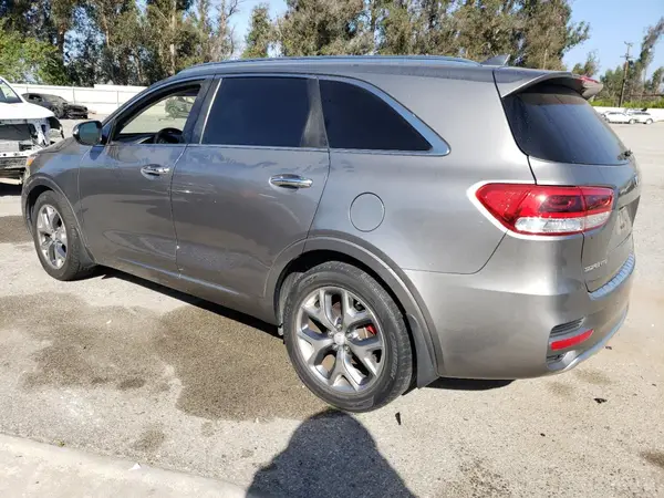 5XYPK4A53HG253975 2017 KIA SORENTO - Image 2