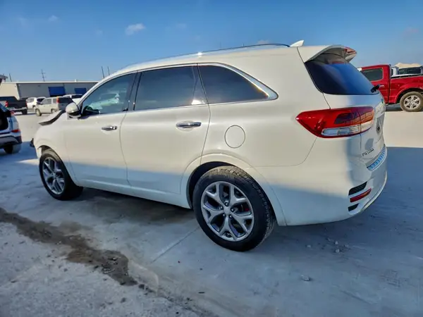 5XYPK4A53HG284644 2017 KIA SORENTO - Image 2