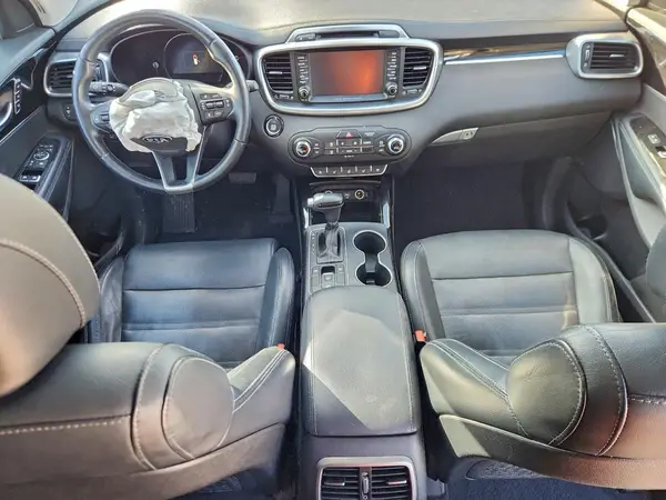 5XYPK4A53HG284644 2017 KIA SORENTO - Image 8