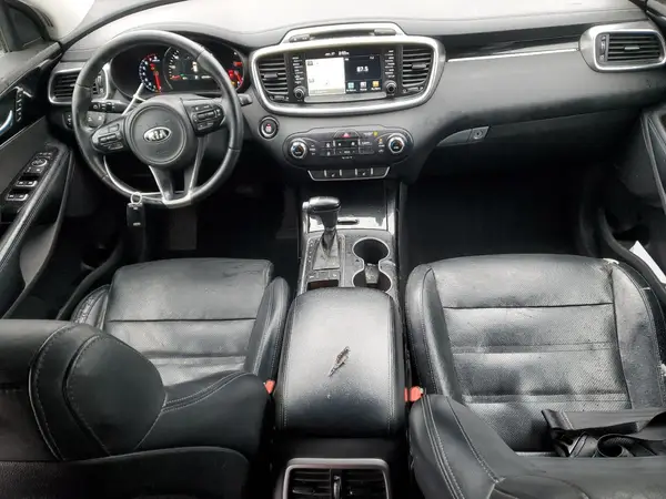 5XYPK4A53HG313690 2017 KIA SORENTO - Image 8