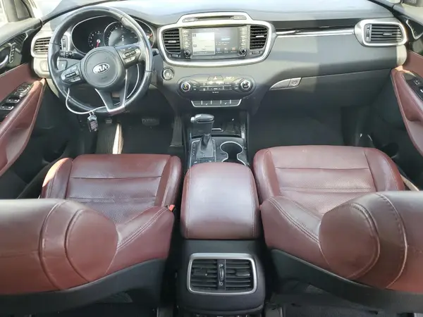 5XYPK4A53JG353452 2018 KIA SORENTO - Image 8