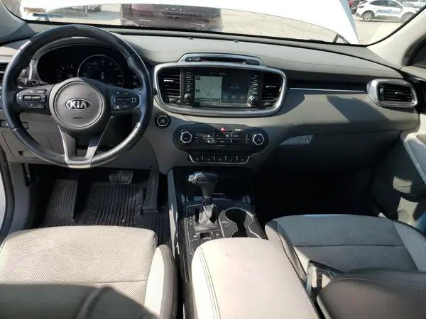 5XYPK4A53JG380375 2018 KIA SORENTO - Image 8