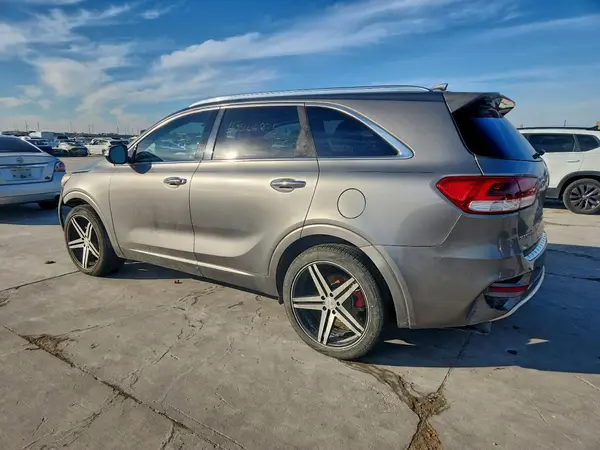 5XYPK4A54GG118213 2016 KIA SORENTO - Image 2