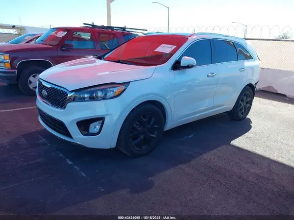 5XYPK4A54HG193415 2017 KIA SORENTO - Image 2
