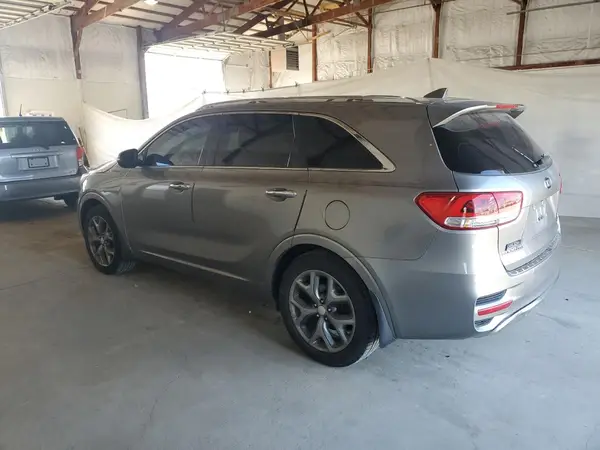 5XYPK4A54HG220838 2017 KIA SORENTO - Image 2