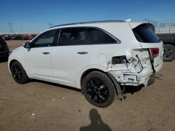 5XYPK4A54HG240538 2017 KIA SORENTO - Image 2