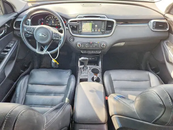 5XYPK4A54HG251166 2017 KIA SORENTO - Image 8