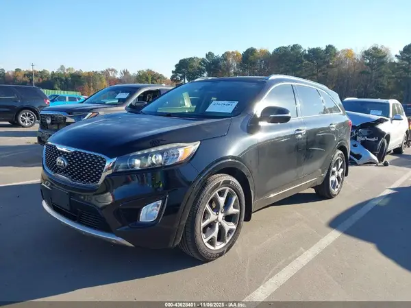 5XYPK4A54HG322107 2017 KIA SORENTO - Image 2