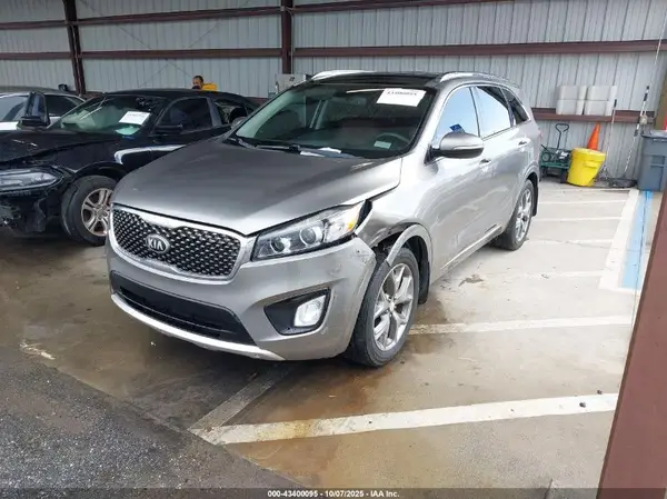 5XYPK4A54HG328327 2017 KIA SORENTO - Image 2