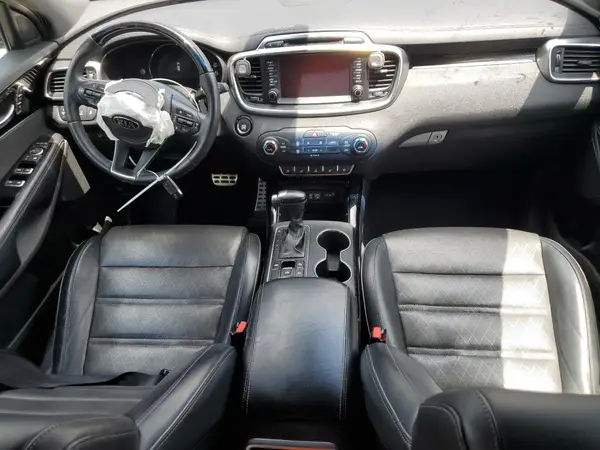 5XYPK4A54JG383303 2018 KIA SORENTO - Image 8