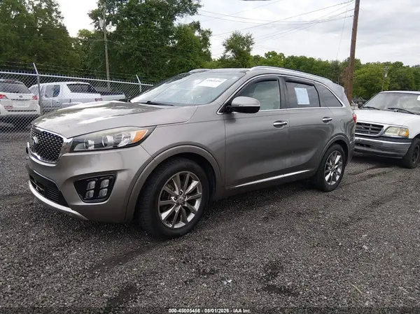 5XYPK4A55GG006956 2016 KIA SORENTO - Image 2