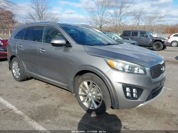5XYPK4A55GG055705 2016 KIA SORENTO - Image 1