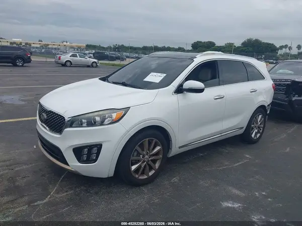 5XYPK4A55GG099784 2016 KIA SORENTO - Image 2