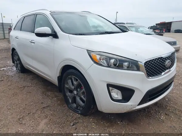 5XYPK4A55GG115000 2016 KIA SORENTO - Image 1