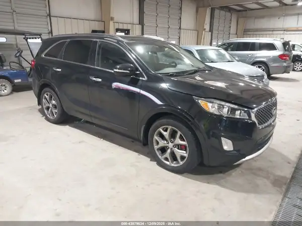 5XYPK4A55GG161359 2016 KIA SORENTO - Image 1