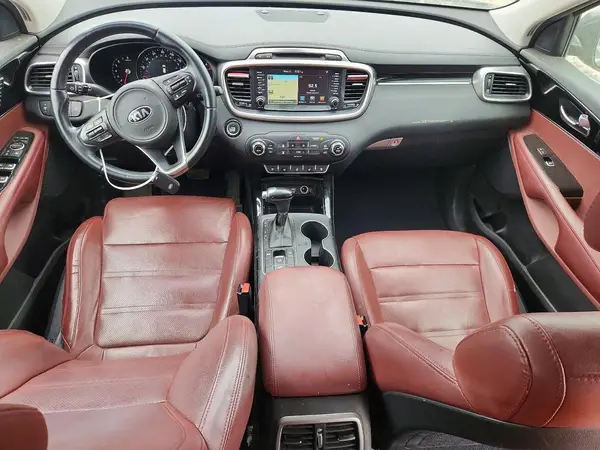 5XYPK4A55HG316655 2017 KIA SORENTO - Image 8