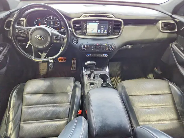 5XYPK4A55HG320673 2017 KIA SORENTO - Image 8