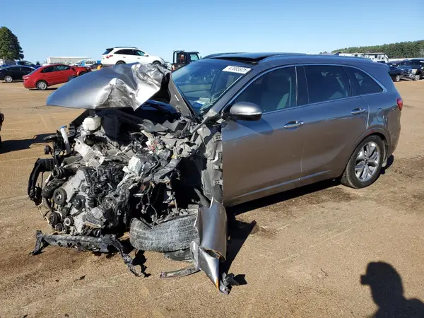 5XYPK4A55KG448516 2019 KIA SORENTO - Image 1