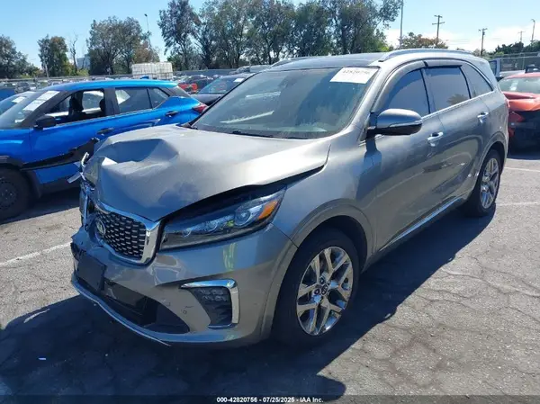 5XYPK4A55KG555145 2019 KIA SORENTO - Image 2