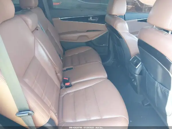 5XYPK4A55KG555145 2019 KIA SORENTO - Image 8