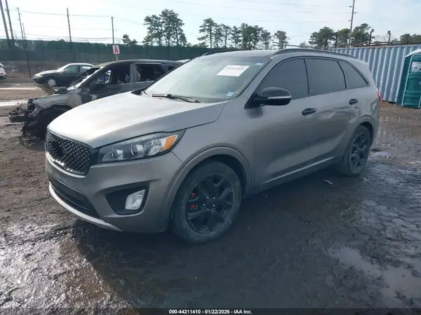 5XYPK4A56GG047466 2016 KIA SORENTO - Image 2