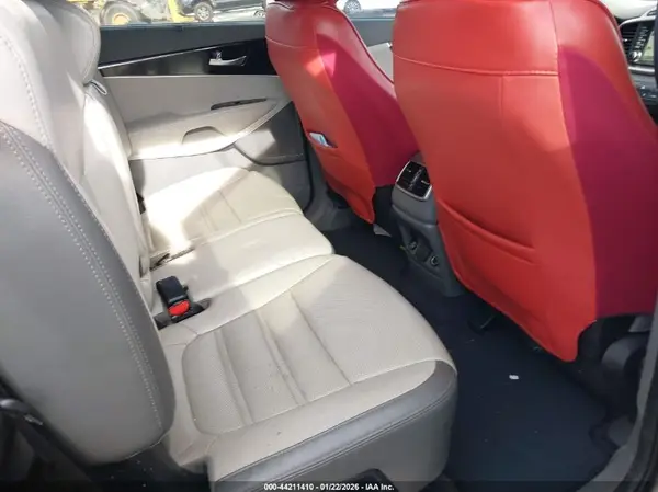 5XYPK4A56GG047466 2016 KIA SORENTO - Image 8