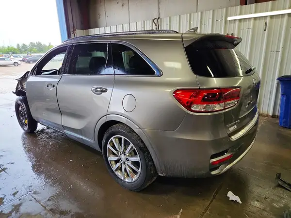 5XYPK4A56GG066857 2016 KIA SORENTO - Image 2