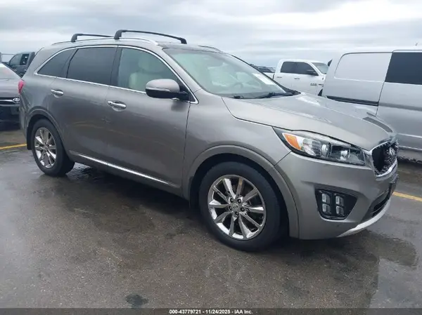 5XYPK4A56GG069029 2016 KIA SORENTO - Image 1