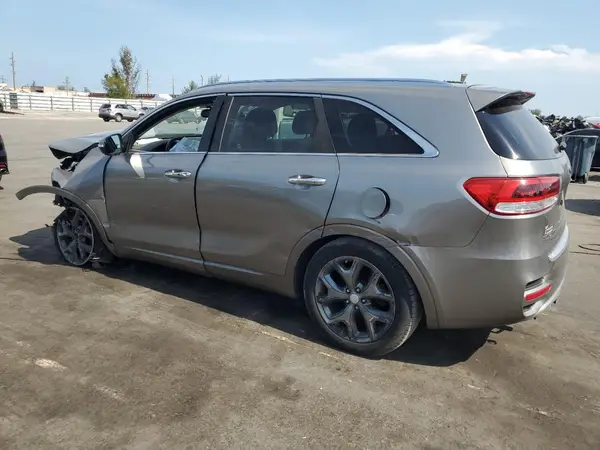 5XYPK4A56GG080872 2016 KIA SORENTO - Image 2