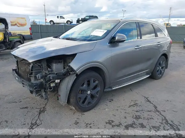 5XYPK4A56GG112574 2016 KIA SORENTO - Image 2