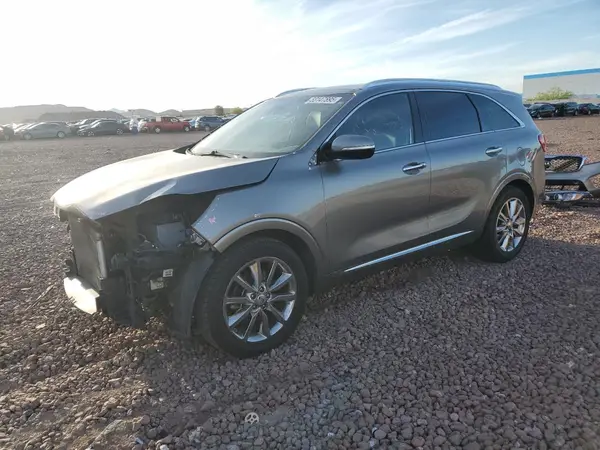 5XYPK4A56GG160687 2016 KIA SORENTO - Image 1