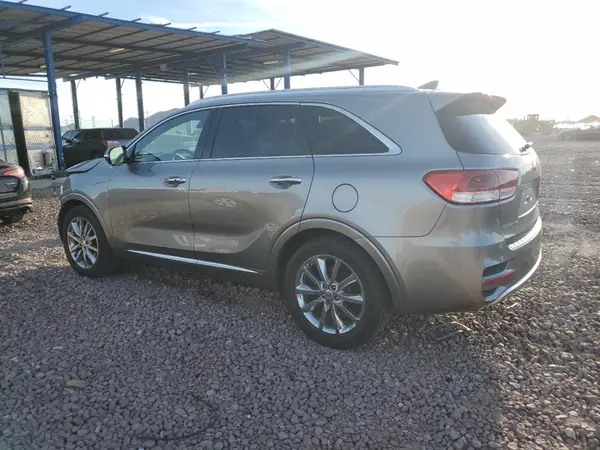 5XYPK4A56GG160687 2016 KIA SORENTO - Image 2