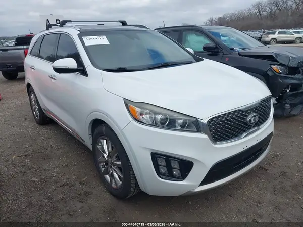 5XYPK4A56GG182978 2016 KIA SORENTO - Image 1