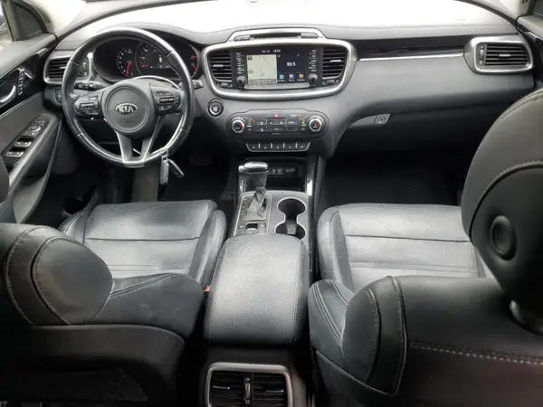5XYPK4A56HG294892 2017 KIA SORENTO - Image 8