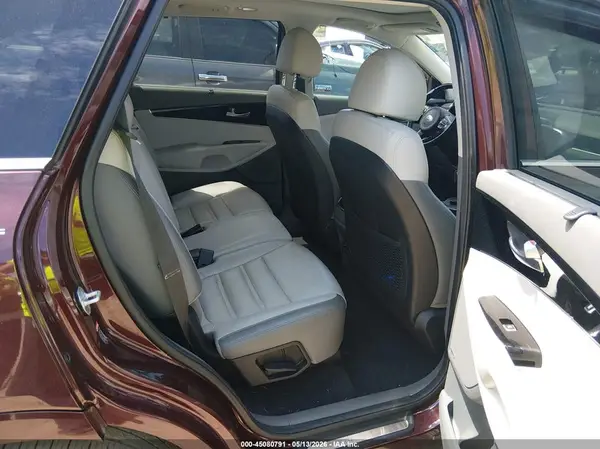 5XYPK4A56JG380841 2018 KIA SORENTO - Image 8