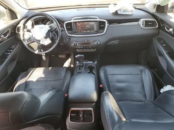 5XYPK4A56KG528438 2019 KIA SORENTO - Image 8