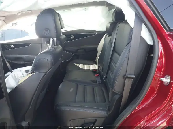 5XYPK4A56LG688725 2020 KIA SORENTO - Image 8
