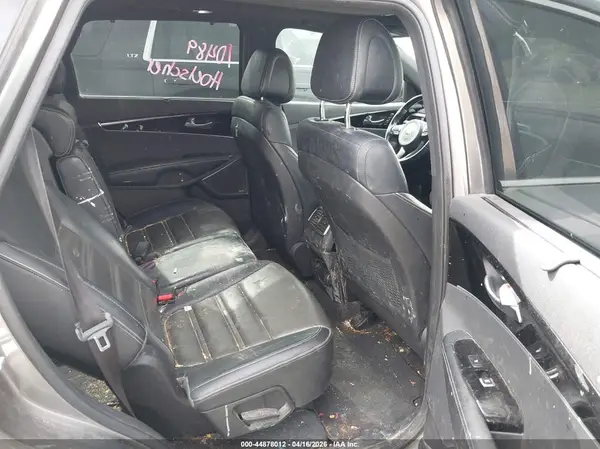 5XYPK4A57GG013536 2016 KIA SORENTO - Image 8