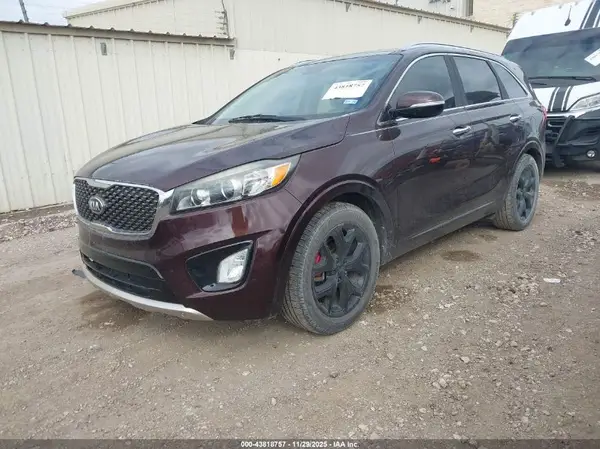 5XYPK4A57GG041269 2016 KIA SORENTO - Image 2