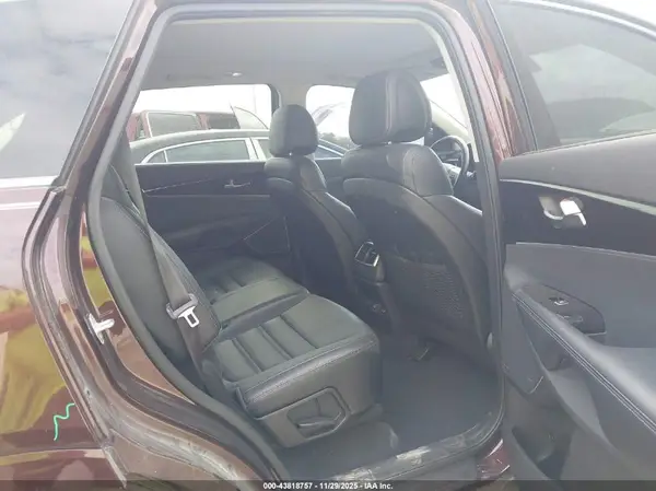 5XYPK4A57GG041269 2016 KIA SORENTO - Image 8
