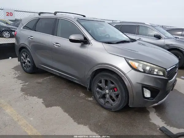 5XYPK4A57GG115287 2016 KIA SORENTO - Image 1
