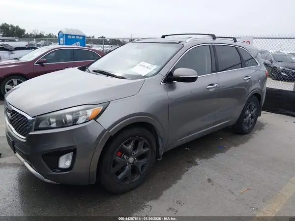 5XYPK4A57GG115287 2016 KIA SORENTO - Image 2