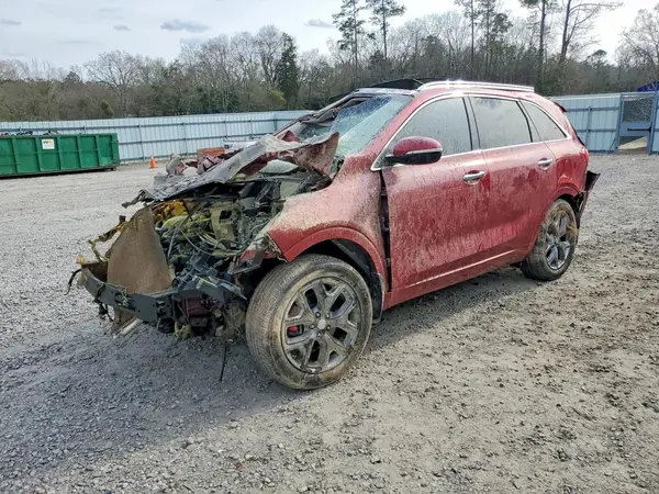5XYPK4A57HG226519 2017 KIA SORENTO - Image 1