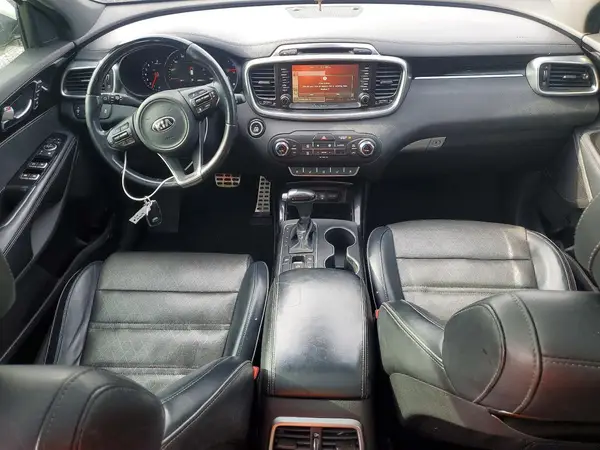 5XYPK4A57HG230005 2017 KIA SORENTO - Image 8
